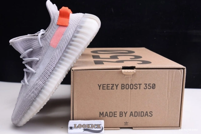 Boost 350 Tail Adidas V2 Light Yeezy FX9017 0816